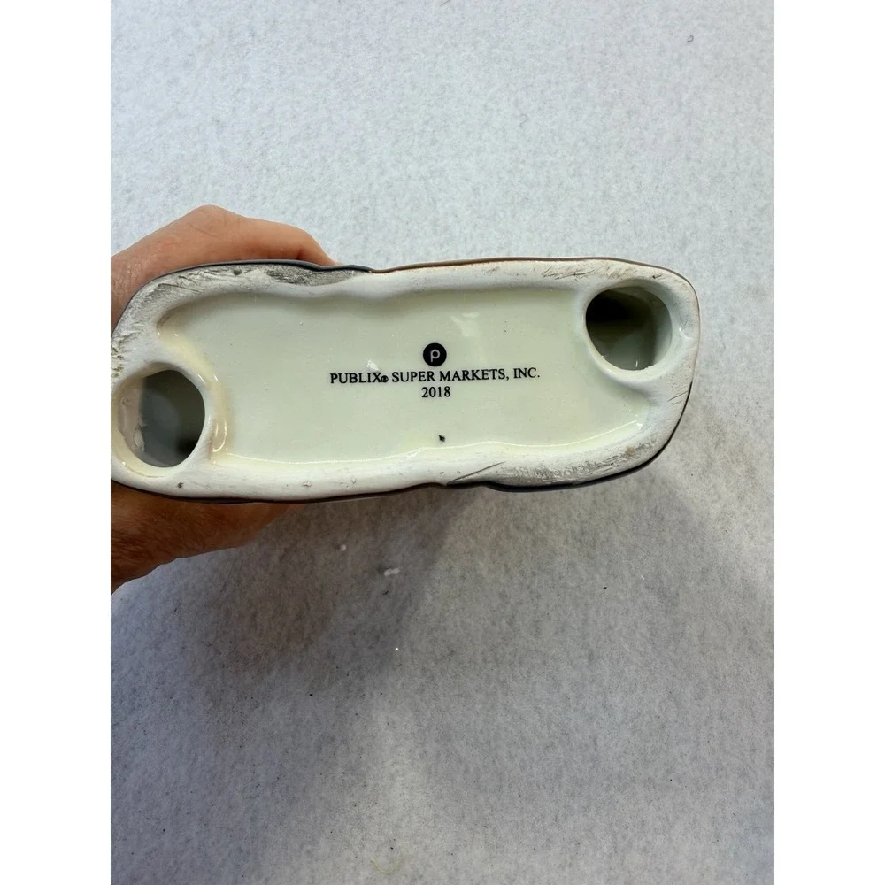 2018 Publix Pilgrim Pair Ceramic Napkin Holder w box Limited Edition